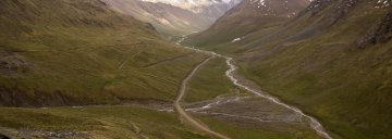 High pass in Sary-Jaz Range Road to Sary-Jaz valley