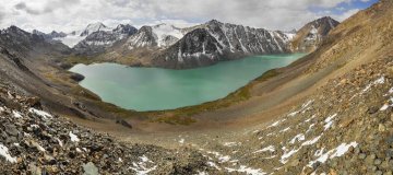 Ala-Kol lake, Kyrgyzstan Ala-Kol lake, Kyrgyzstan