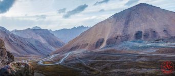 View from Chon-Ashu Pass (3822m). The mountains in this area have different colors which make it unique.
