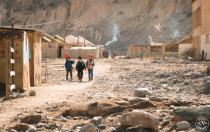 Children in Enilchek town