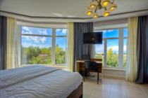 Luxe room with Garden view