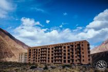 Abandoned flats in Inylchek