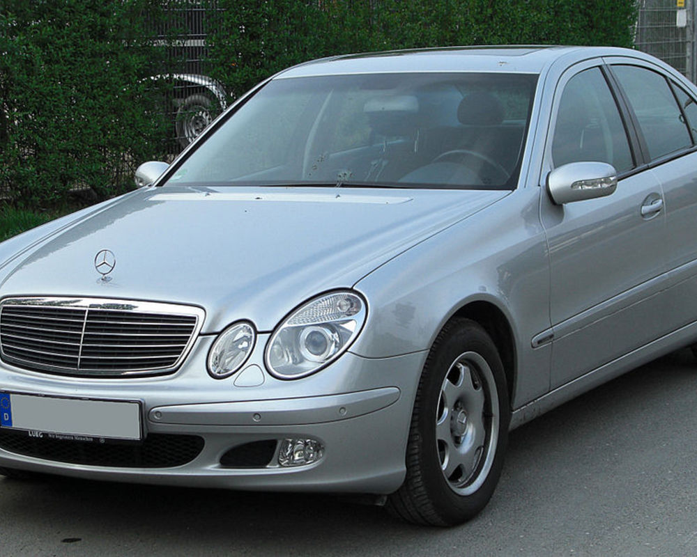 Transport Mercedes Benz W211 | VisitKarakol.com