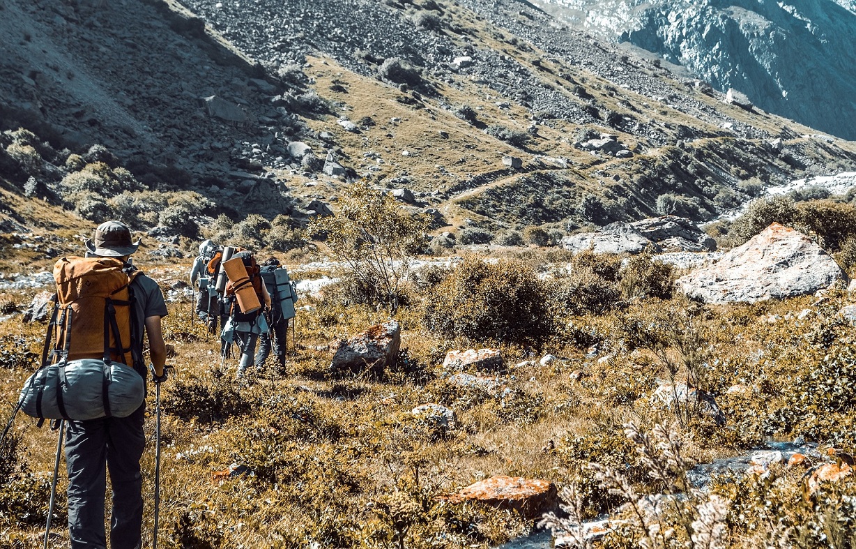 Trekking to Ala-Kol lake